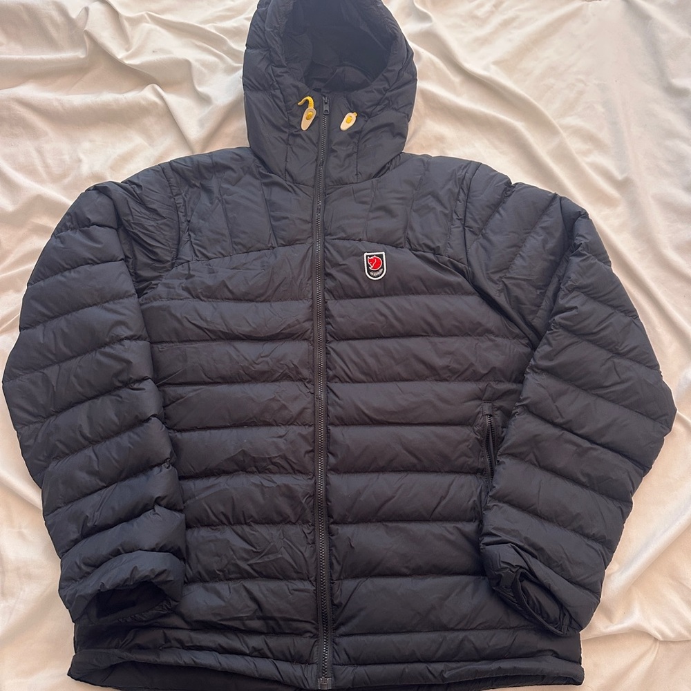 Fjallraven Black Puffer Jacket
